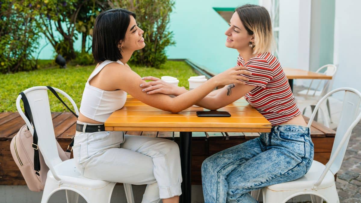 Tips to date a lesbian woman