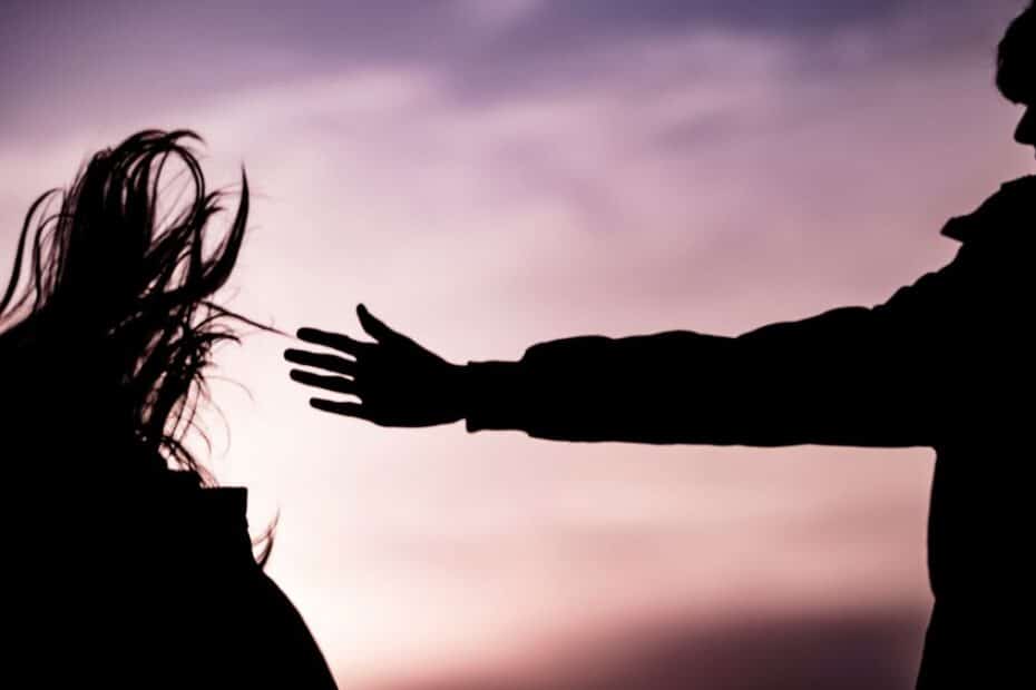 reasons why slapping your girlfriend is wrong