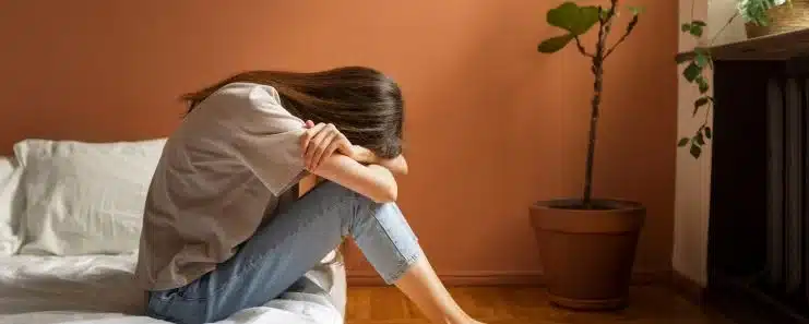 10 deteriorates the mood of females
