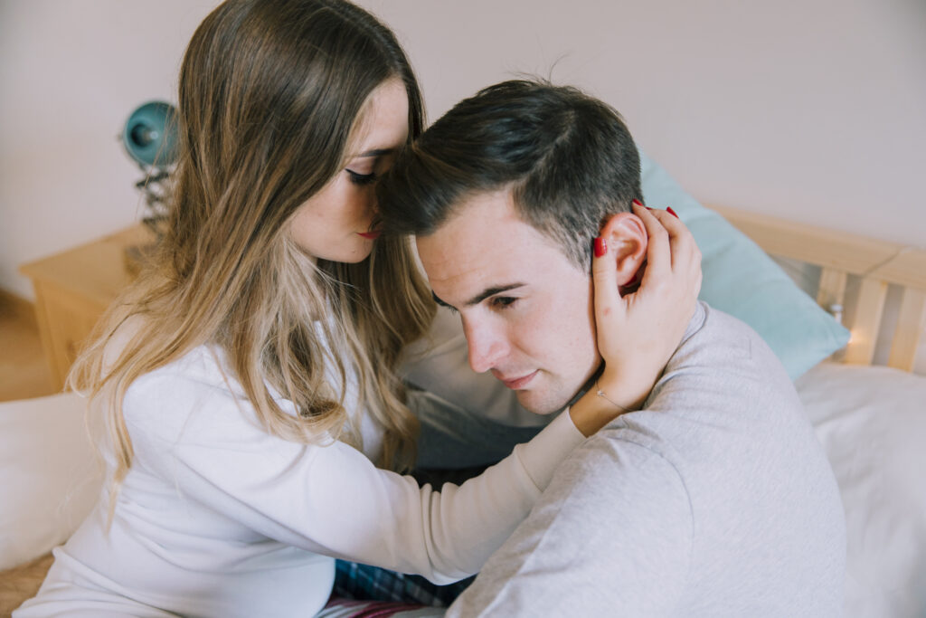 Signs of Strong Emotional Intimacy in Marriage